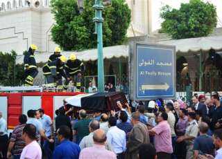 شيد على الطراز الأندلسي.. مسجد...