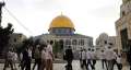 عشرات المستوطنين يقتحمون ”الأقصى”