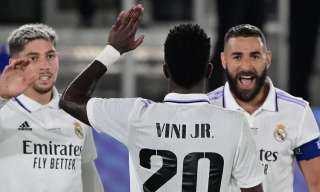 بنزيما يقود هجوم ريال مدريد...
