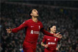 ”جاكبو” يمنح ليفربول هدف التقدم...